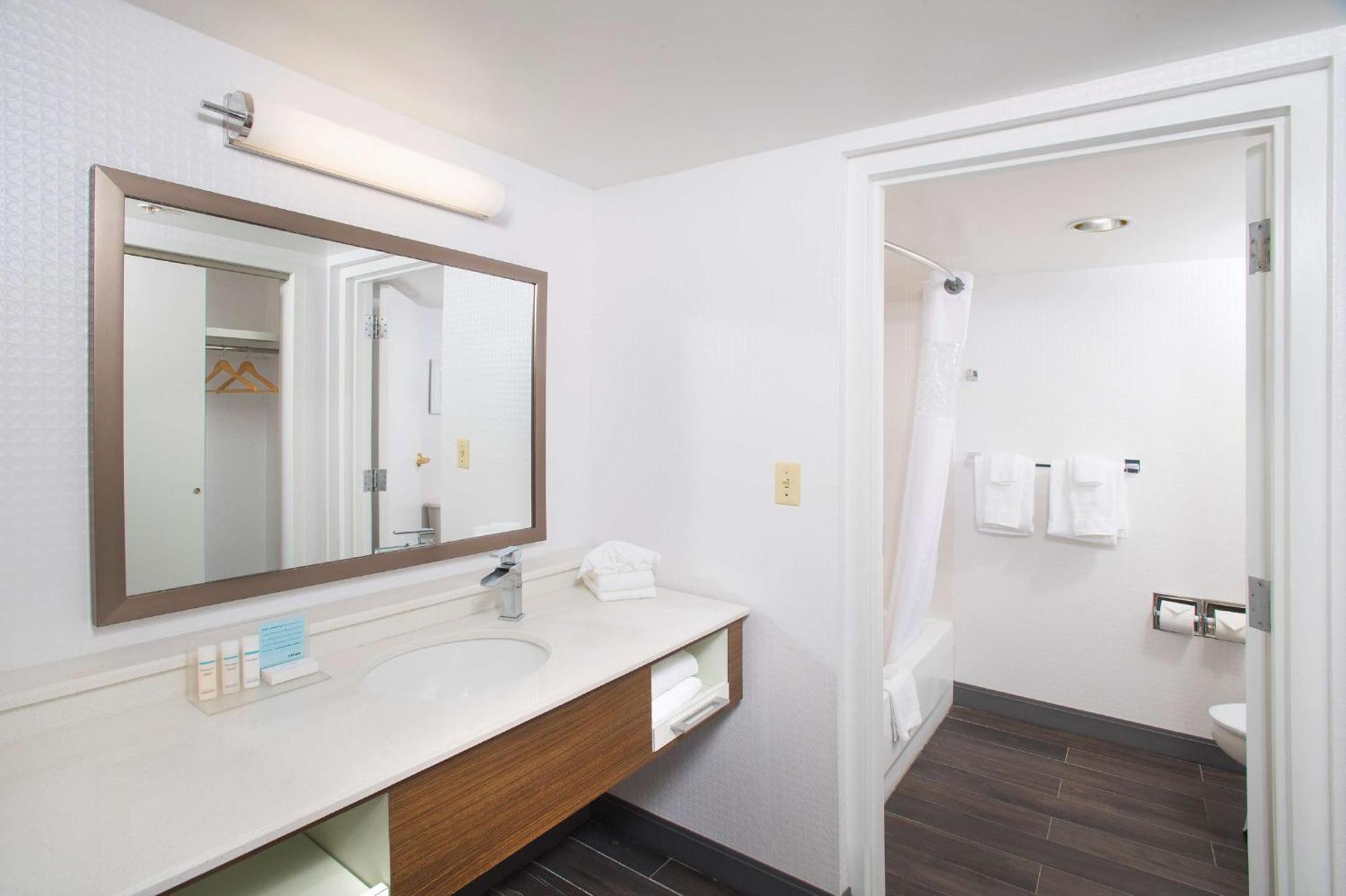 Hampton Inn & Suites Annapolis Esterno foto